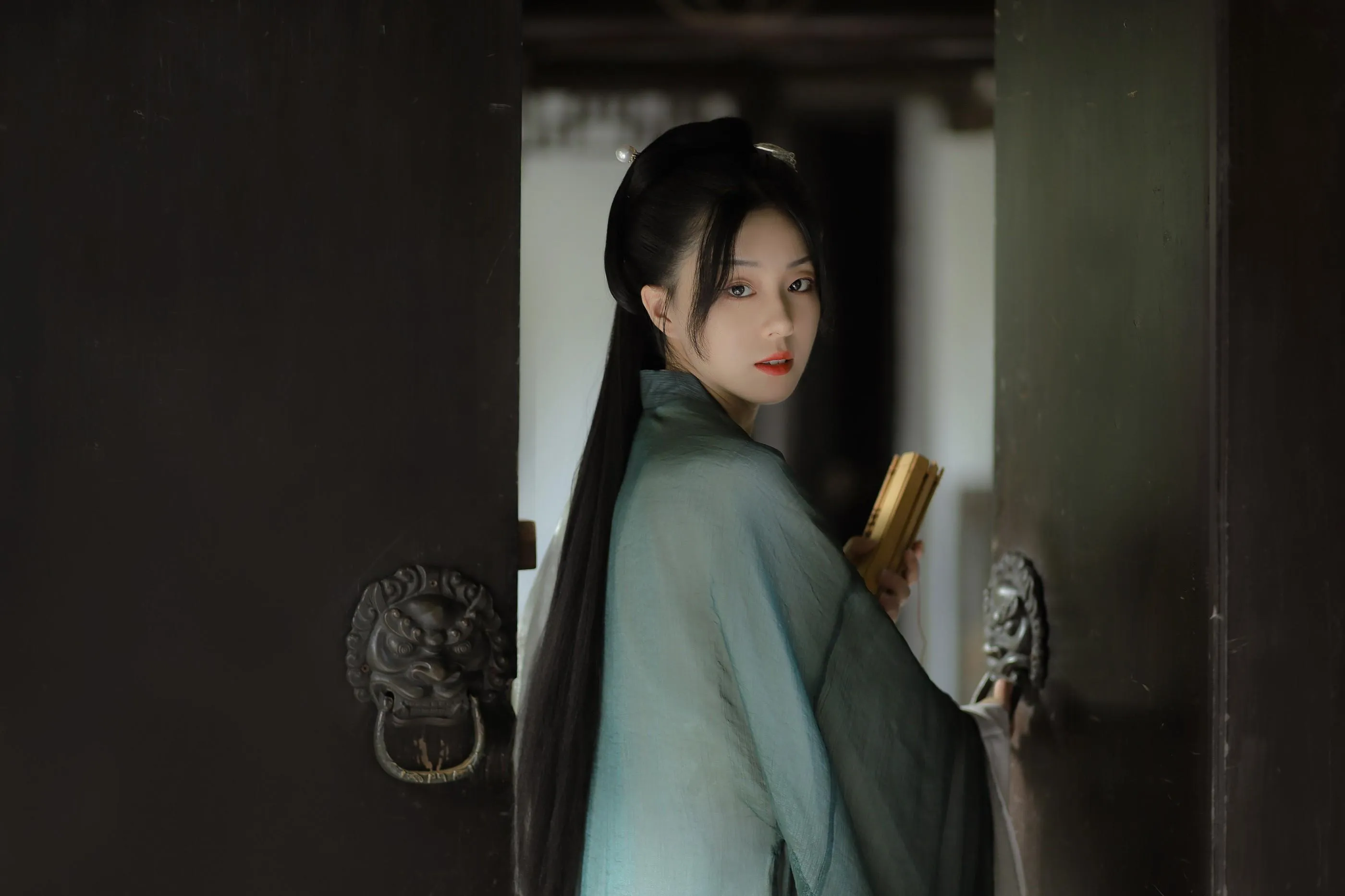 [艺图语] 2022.05.13 逍遥客 我再想想 [23P]插图6